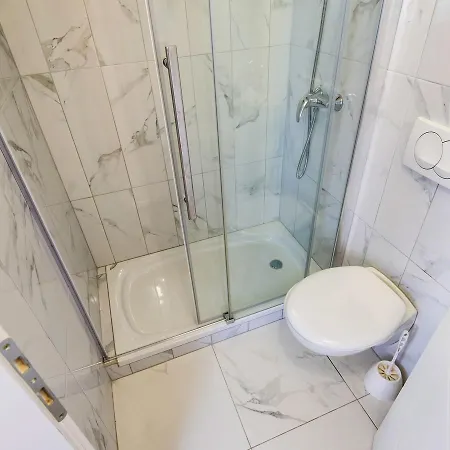 Вилла Charming In With Private Swimming Pool