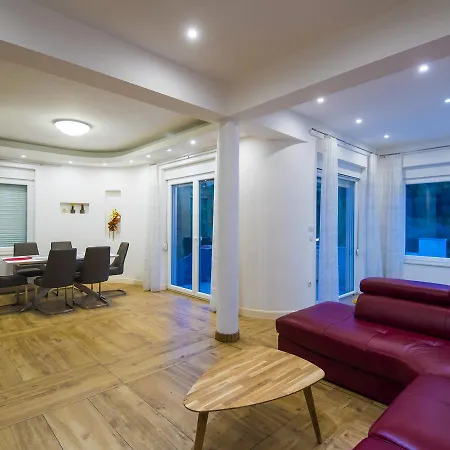 Willa Charming In With Private Swimming Pool Zadar